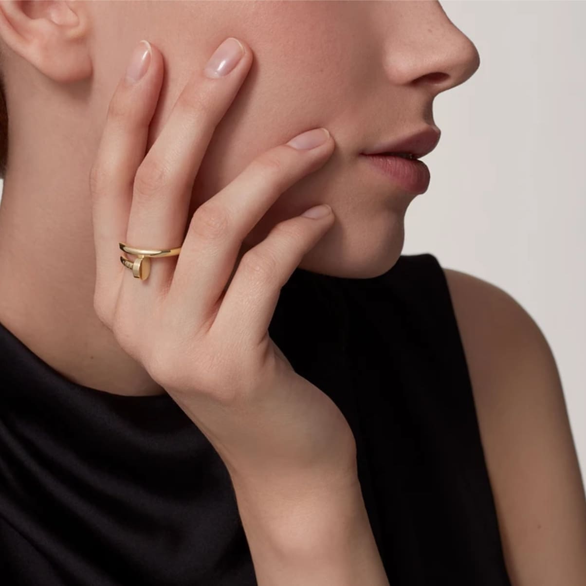 ANILLO CLAVO DORADO
